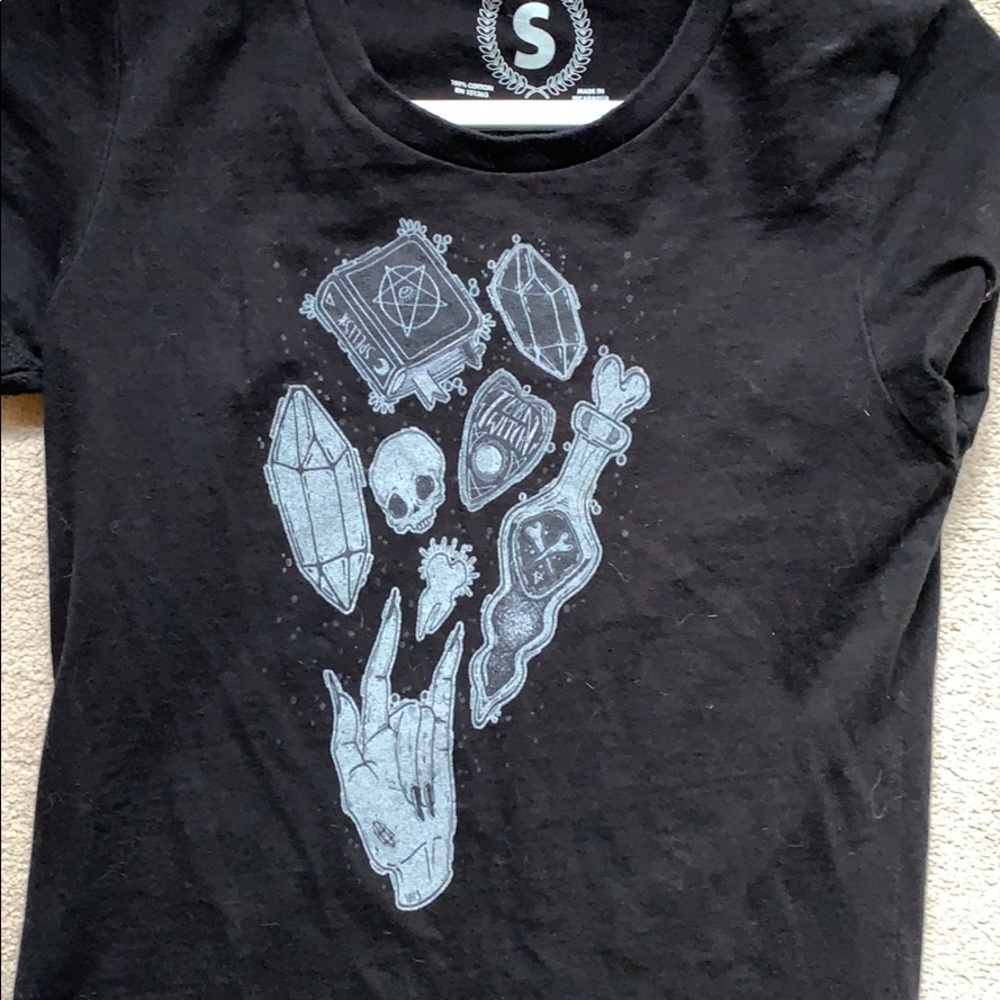Witch shirt